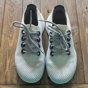 Allbirds Womens White and Blue Sneakers - Size 9.5